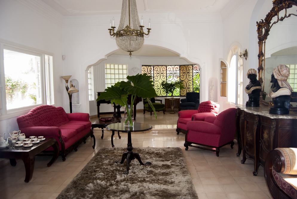 VIP Le Blanc: Alojamiento de Lujo en La Habana / Luxury Accommodation in Havana